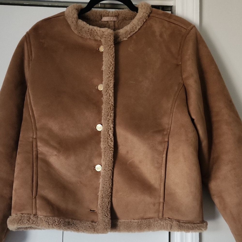 Abercrombie & Fitch Tan Teddy Jacket Plush Cropped Design
